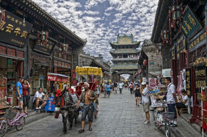 China - La Ruta de la Seda . Xinjiang, corredor de Hexi, Lanzhou y  Pekín